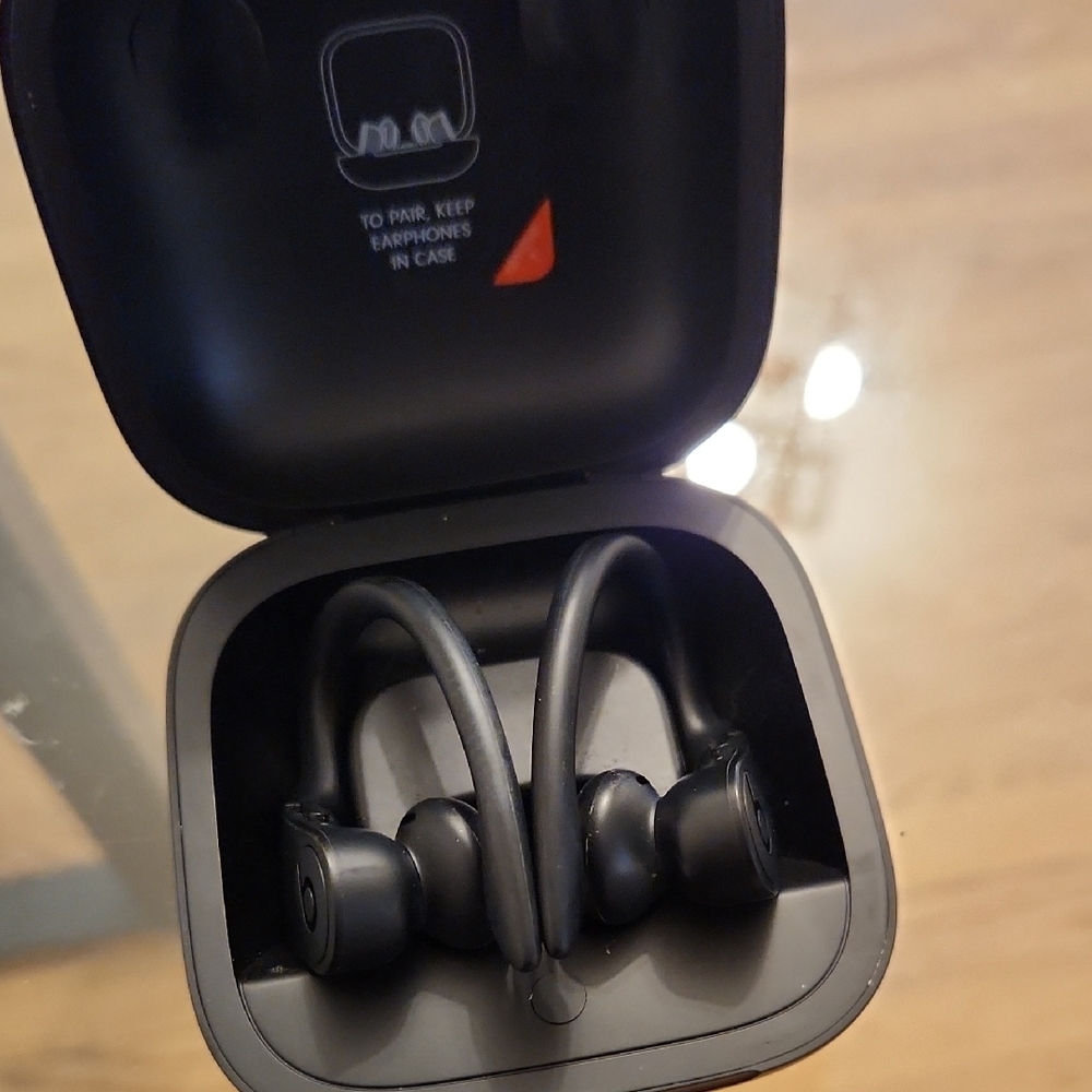 Beats by Dre Black Earbud Headphones